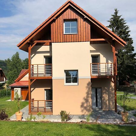 Apartmany Polevsko エクステリア 写真