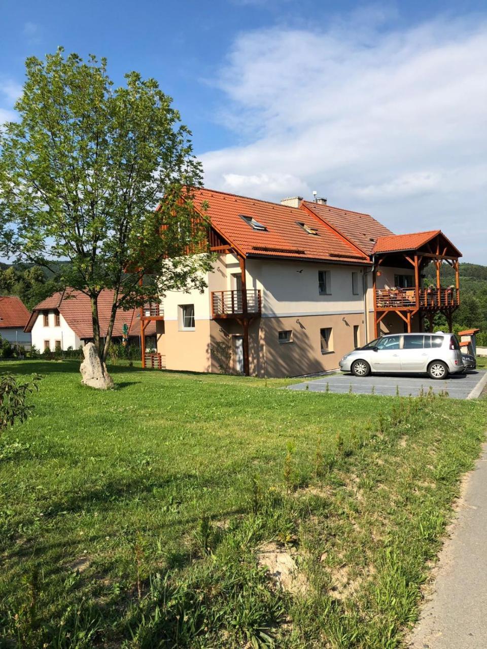 Apartmany Polevsko エクステリア 写真