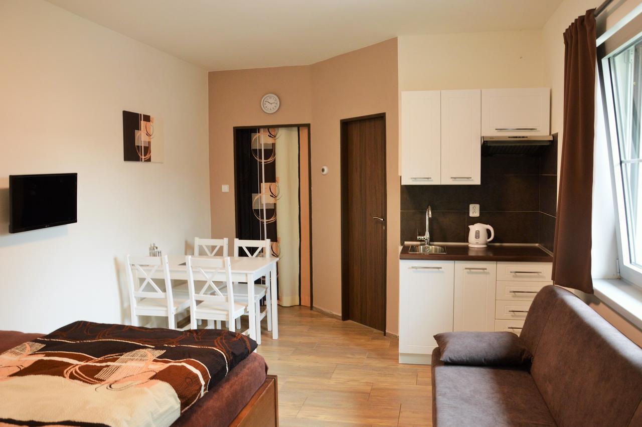 Apartmany Polevsko エクステリア 写真