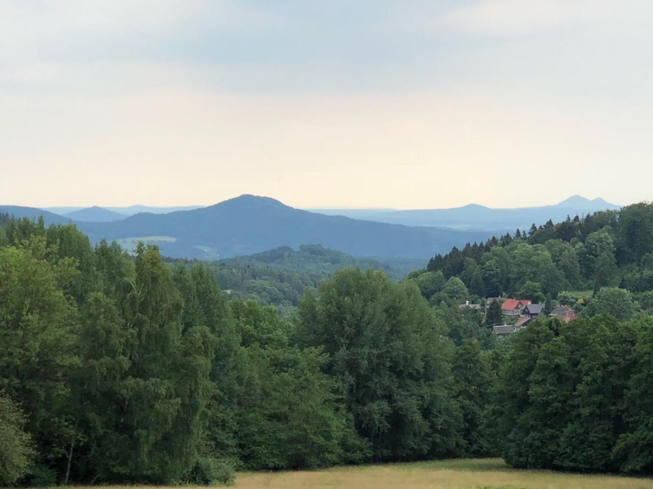 Apartmany Polevsko エクステリア 写真